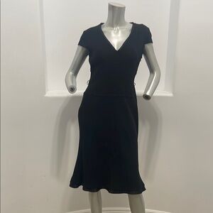 Anne Klein New York Black Pleated V-Neck  And  Hem Cap Sleeve Midi Dress Size 6